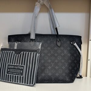 Louis Vuitton Black Monogram Tote